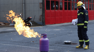 煤氣罐著火怎么辦